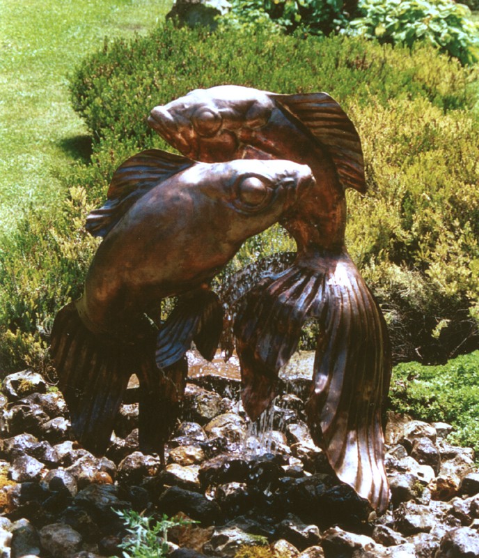 ... dancing on the tip of their tails ... (Click to enlarge)