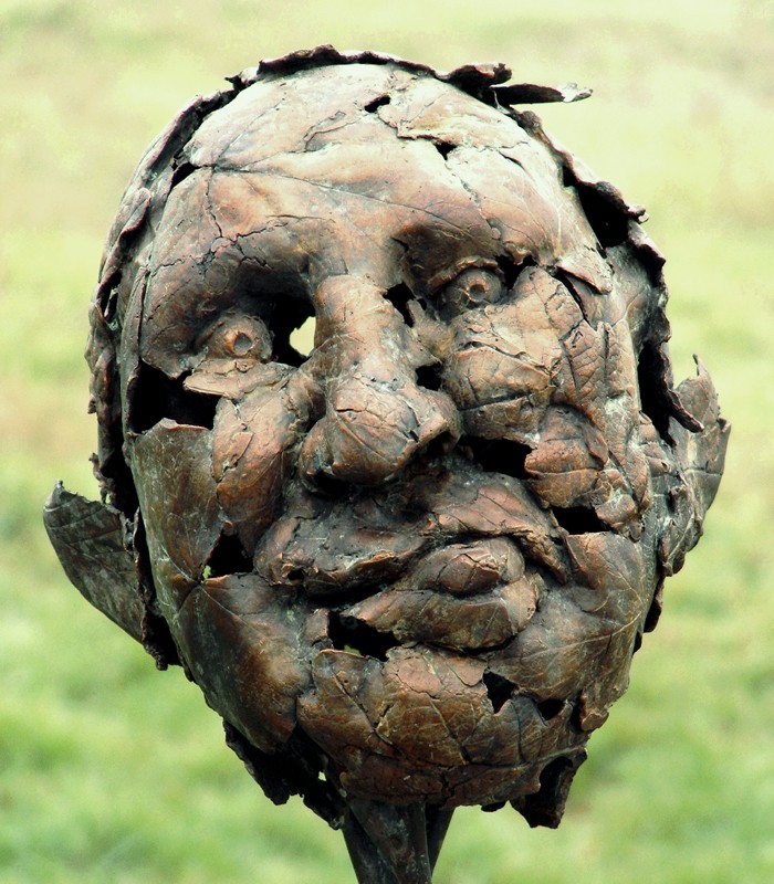 … he leaves the world a-gog … (Click to enlarge)