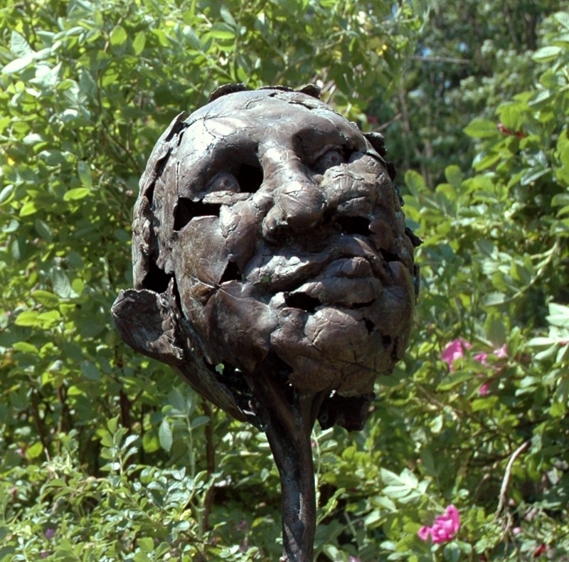 … he leaves the world a-gog … (Click to enlarge)