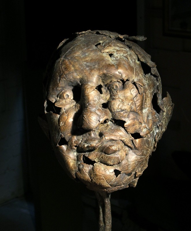 … he leaves the world a-gog … (Click to enlarge)