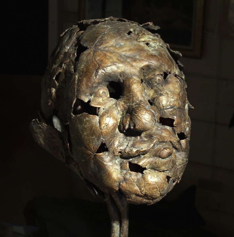 … he leaves the world a-gog … (Click to enlarge)