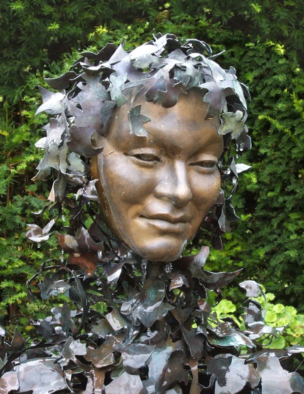 … an amewsing girl … (Click to enlarge)