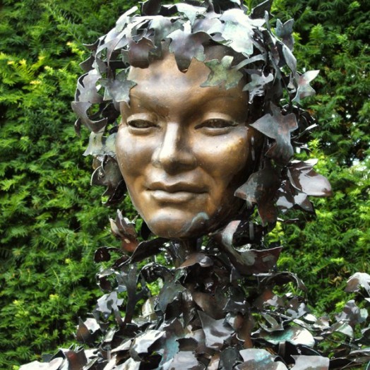 … an amewsing girl … (Click to enlarge)